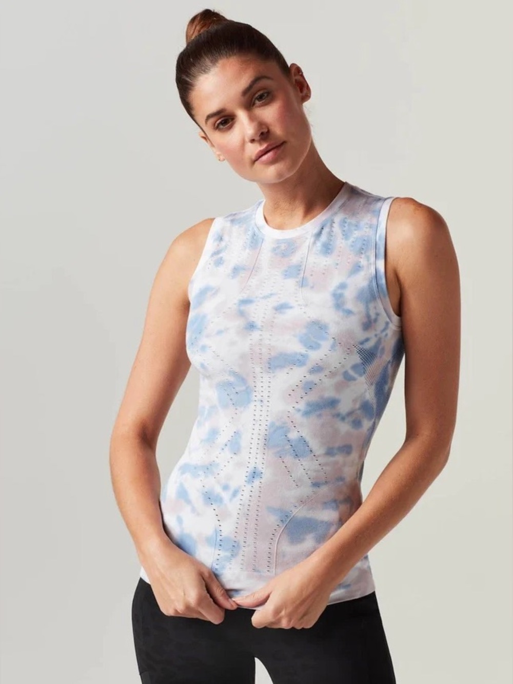blanc noir Blue and Pink Tie Dye Infinity Mesh Seamless Tank Top Size Medium
